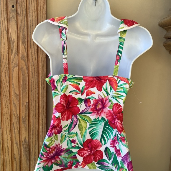 Tommy Bahama Island Cays Fiesta Ruffle Tankini Top - Small - NWOT - Picture 4 of 5